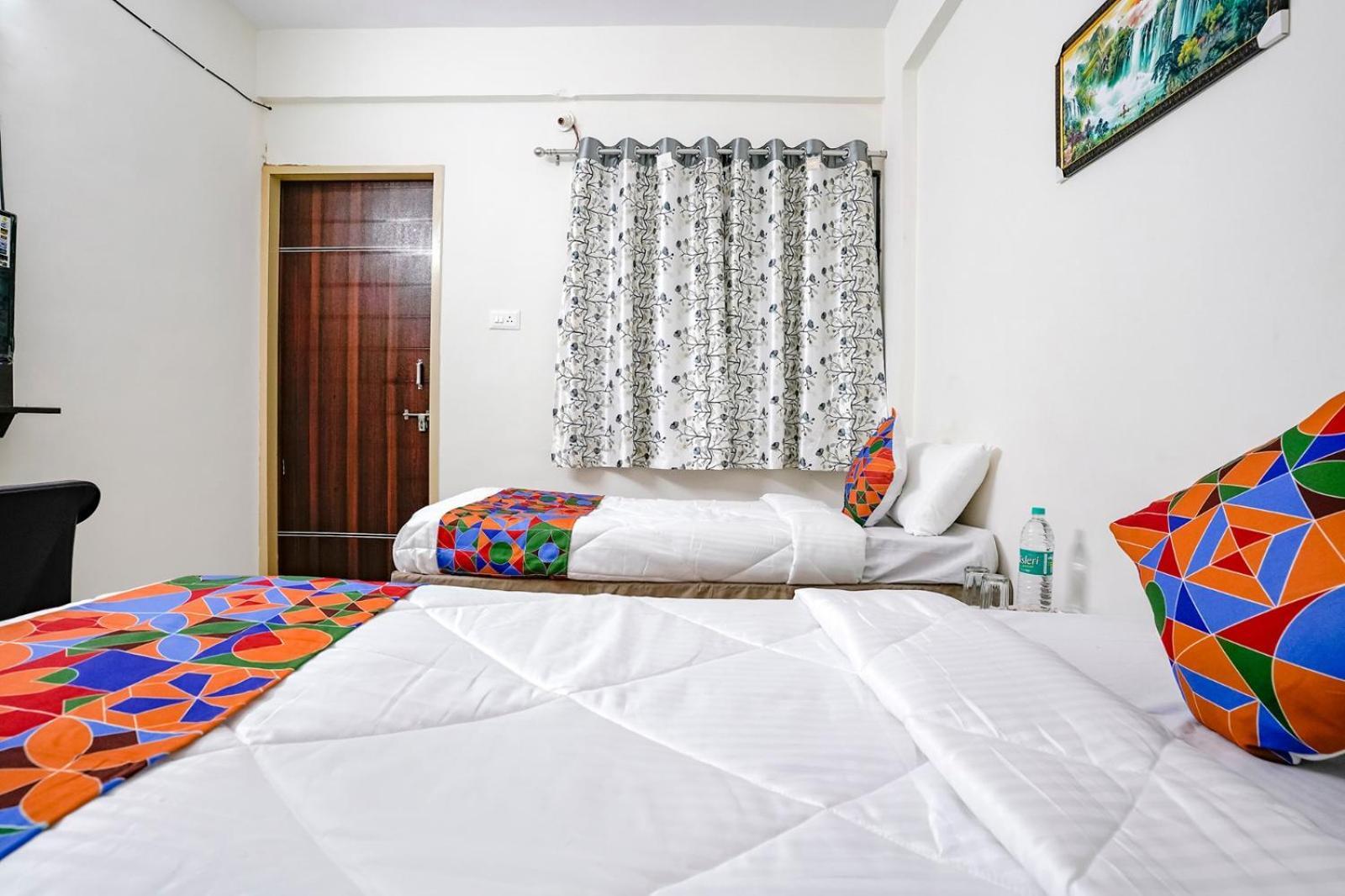 Hotel Comfort Caves Nashik Ngoại thất bức ảnh